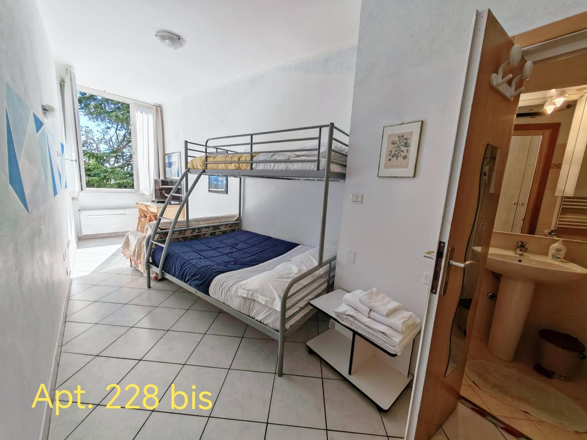 Garda Apartments In Euroresidence Exterior photo